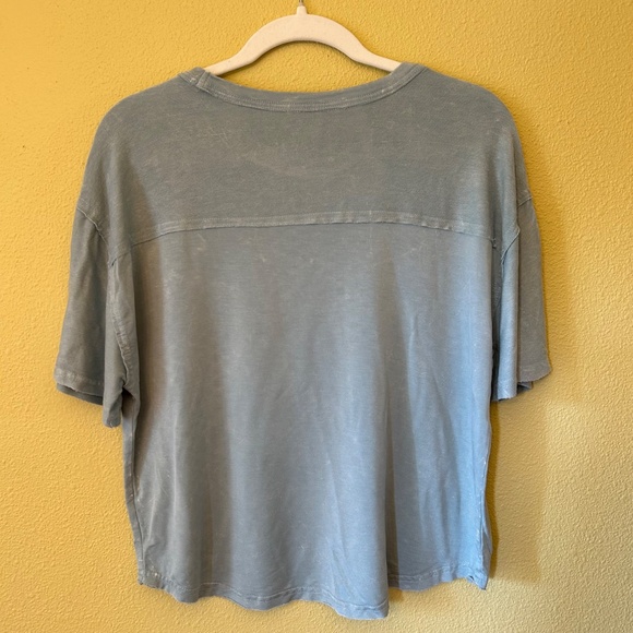 Southern Shirt Short Sleeve Loose Fitting Cropped Length Wmns‎ Top Raw Hem Small - Picture 3 of 5